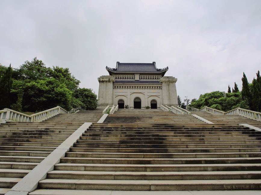 永定塔陵合法性疑虑实地核验：从证件公示到园区管理的全程确认