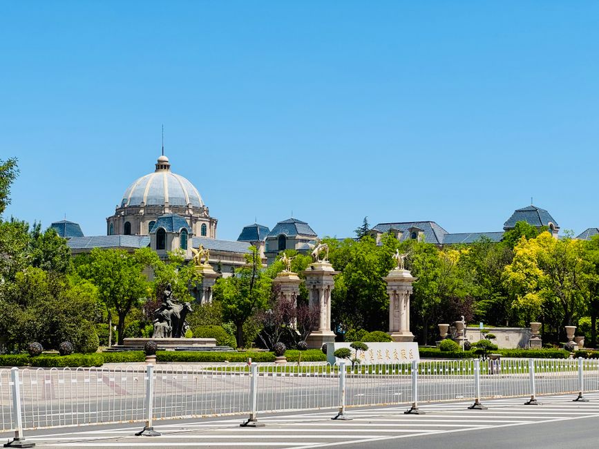 官网查万寿园公墓，先看园区位置再规划路线