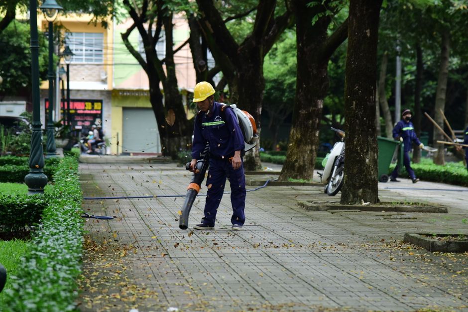 售后没人管？清颐园公墓把服务讲到合同?